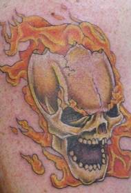 Злой хитрый и пламенный рисунок татуировки