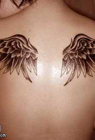 Wzór tatuażu tylnych skrzydeł
