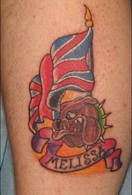Buldog u boji noge i tetovaža britanske zastave