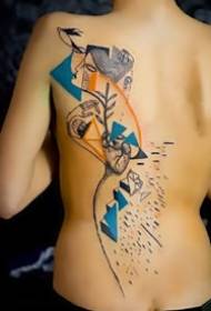 Modèl kreyatif tatoo ki konpoze de liy jewometrik nan yon style abstrè