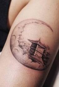Tattoo Moon 9 ord om månetemaet tatoveringsmønster av Acacia