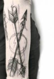 Arrow tattoo, lightning-like creative arrow tattoo pattern
