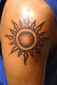 Pola tattoo sun totem