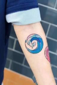 Water wave tattoo color small fresh group of wave tattoo pictures