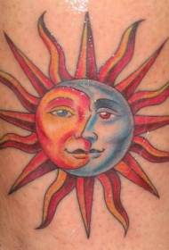 腿部彩色太阳和月亮纹身图片
