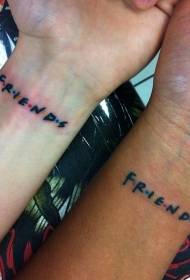 Malá láska tetovanie vzor na zápästiach párov