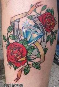 Style rose diamond tattoo pattern