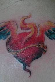 Motif de tatouage de belles ailes d'amour de couleur