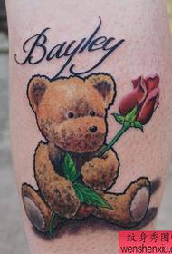 A classic popular bear doll tattoo pattern on the leg