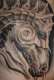 Europos ir Amerikos eskizo arklio tatuiruotės modelis