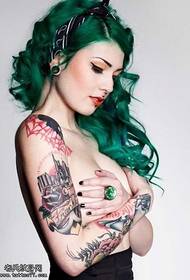 I-European and American semi-naked beauty top body charming tattoo iphethini