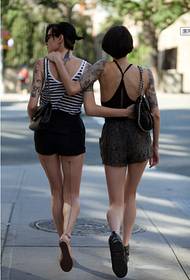 ielas kadrs ārzemju personība modes skaistums seksīgas tetovējuma bildes