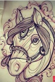 Pattern di tatuaggi di cavallu