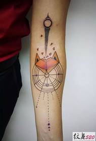 qaab fudud oo tusaha taranka ah oo kala duwan 167687 - Minstistist Abstract Art Tattoo Patrums
