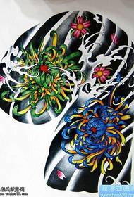 Manuskrip Satengah Armor Chrysanthemum Tradisional Tato Corak