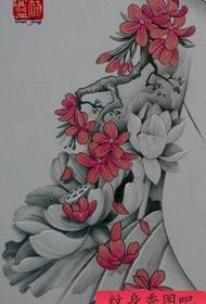 isang manuskrito ng lotus tattoo