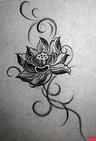 La barra d'espectacles del tatuatge recomanava un patró de manuscrit del tatuatge de lotus