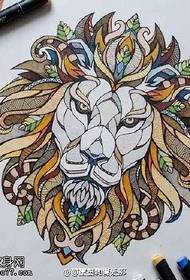 手稿彩色狮子纹身图案