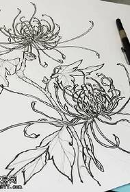 pàtran tatù chrysanthemum sìmplidh air a pheantadh le làimh