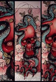 Manuskript Snake Tattoo Pattern
