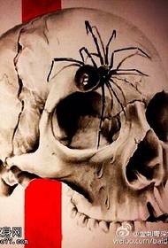 ຮູບແບບ tattoo skull spider ທີ່ແທ້ຈິງ