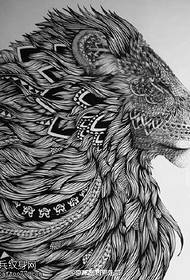 Indisk stil løve tatoveringsmønster