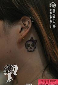 Mädchen Ohr kleine und beliebte kleine Tätowierung Tattoo-Muster