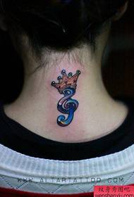 girl neck note with crown tattoo pattern