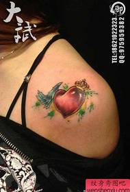 girls shoulder color love and wings tattoo pattern