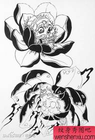 nuostabiai gražus lotoso tatuiruotės rankraštis