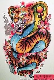 un patrón de tatuaje de cabeza de tigre popular y genial