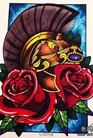 pop klasik Rukopis tetovaže ruža kaciga