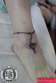 папулярны малюнак татуіроўкі лодыжкі на лодыжцы для дзяўчынак