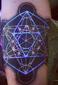 10 szép fluoreszkáló, láthatatlan tetoválás mintázat