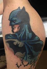 ຮູບແບບ Tattoo ສີກາຕູນຂອງ Batman ກັບກາຕູນບິນ