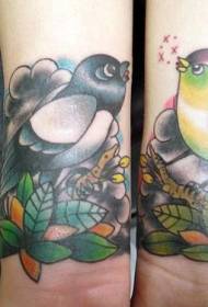 école modèle de tatouage de feuille oiseau traditionnel coloré