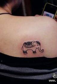 girl cute back totem olifant tattoo patroon