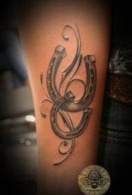 lindos dos diseños de tatuajes de herradura de la suerte