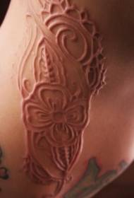 pele de flor bonita riscado padrão de tatuagem de carne cortada