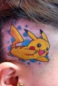 Patró de tatuatge de Pikachu amb dibuixos animats al cap de nena