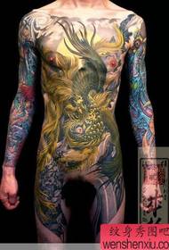 Vzorec tatoo v celotnem japonskem slogu Phoenix