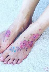 Patrón de tatuaxe de pequenas flores frescas en cor íntima