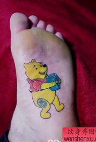 foot cute cartoon bear tattoo pattern