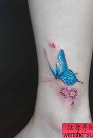 ຮູບຮ່າງ tattoo ສາວງາມຂອງ butterfly ຂາສາວດອກໄມ້ cherry
