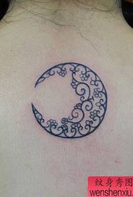 girl's back good-looking line moon tattoo pattern