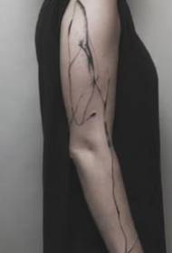 Ink line tattoo tattoo - በቻይንኛ ንጥረ ነገሮች የተሞሉ የቀለም ስዕሎች