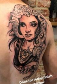 zēni atpakaļ melni pelēks skices punkts ērkšķu triks radošās šausmu meitenes portrets tetovējums attēls