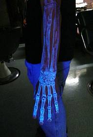 2016 is the most popular such fluorescent invisible tattoo pattern