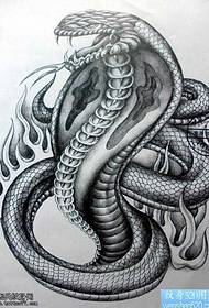 Χειρογράφημα μαύρο γκρι φίδι Τατουάζ μοτίβο