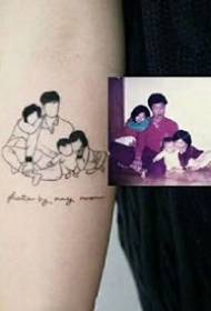 un grup de portrete de familie și alte fotografii cu modele de tatuaje de care să te bucuri
